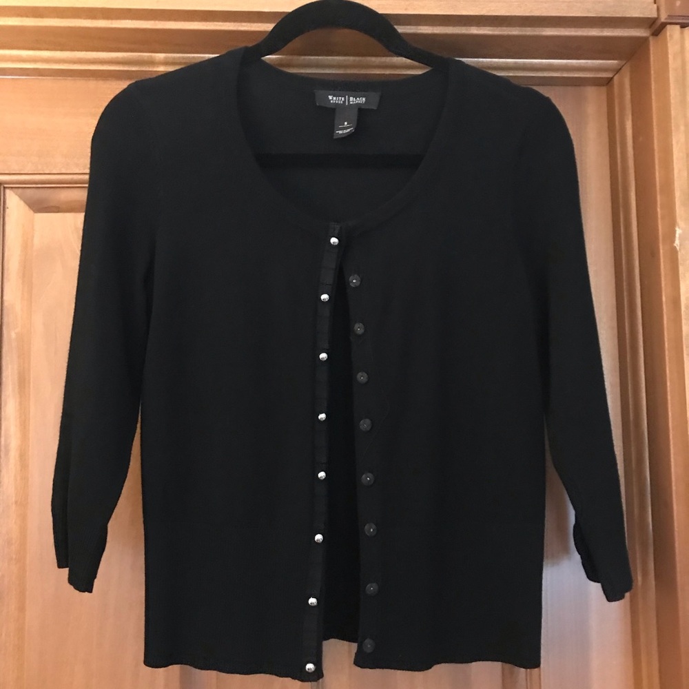 White House Black Market Classic cardigan snap